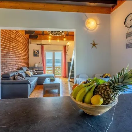 Belleview アパート ツリクヴェニツァ