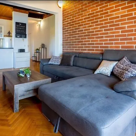 Belleview ツリクヴェニツァ